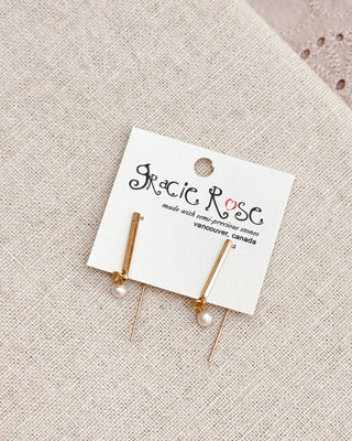Delicate Threader Earrings with Freshwater Pearl Drops