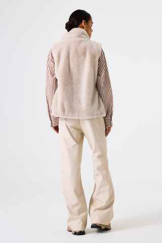 Olva Fuzzy Vest