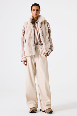 Olva Fuzzy Vest