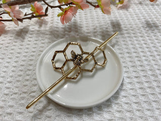 Honey Bee Hair Small Slide Pin