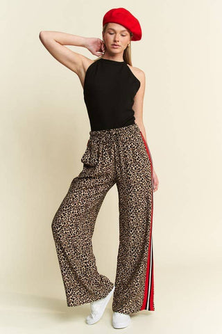 LEOPARD CONTRAST TROUSER RED PANEL