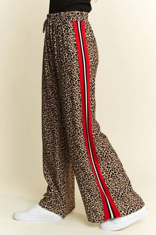 LEOPARD CONTRAST TROUSER RED PANEL