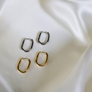 Hayden // Oval Hoop Earrings