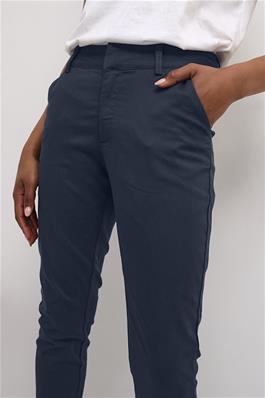 Klea 7/8 Chino Pant