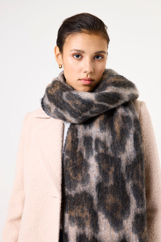 Oversize Soft Scarf